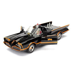 Batman 1966 Classic Batmobile 1:24. ürün görseli